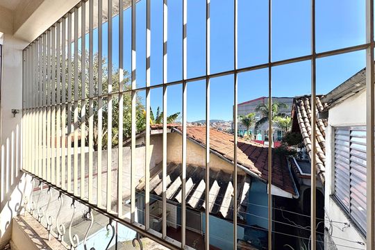 Varanda da Suíte 2 de casa à venda com 2 quartos, 130m² em Vila Mangalot, São Paulo