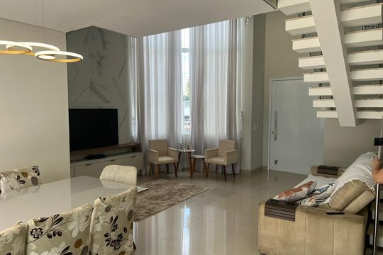 Casa de Condomínio à venda com 4 quartos, 285m² em Jardim Sao Marcos, Valinhos