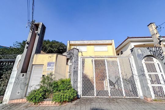 Fachada com Plaquinha de casa à venda com 5 quartos, 670m² em Vila Carrão, São Paulo