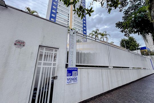 Fachada com Plaquinha de apartamento à venda com 3 quartos, 106m² em Vila Gomes Cardim, São Paulo