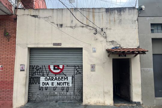 Fachada de casa para alugar com 2 quartos, 227m² em Barra Funda, São Paulo