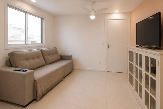 Sala de apartamento para alugar com 2 quartos, 40m² em Santa Fe, Gravataí