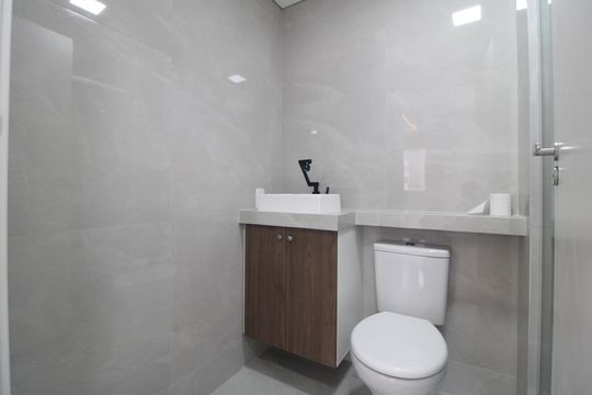 Banheiro de apartamento à venda com 2 quartos, 44m² em Socorro, São Paulo
