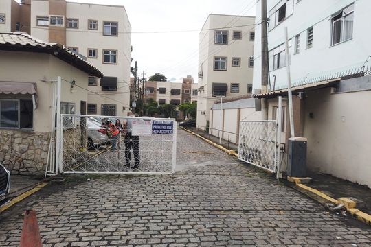 Fachada de apartamento à venda com 4 quartos, 73m² em Tanque, Rio de Janeiro