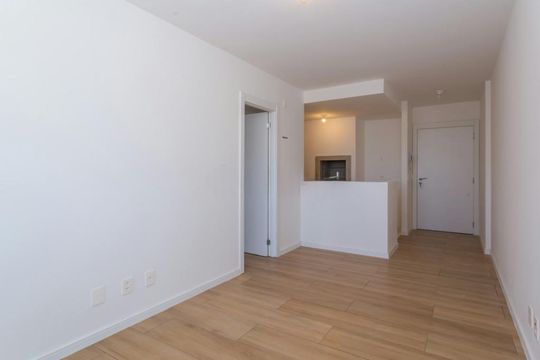 Sala de apartamento para alugar com 1 quarto, 43m² em Petrópolis, Porto Alegre