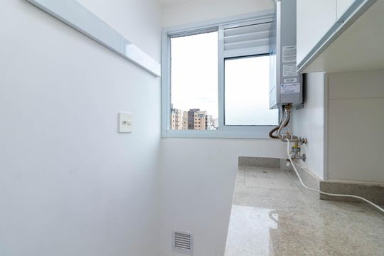 Área de Serviço de apartamento para alugar com 2 quartos, 40m² em Parada Inglesa, São Paulo