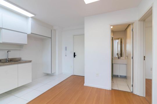 Sala de apartamento para alugar com 2 quartos, 40m² em Parada Inglesa, São Paulo