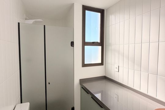 Banheiro da Suíte de apartamento para alugar com 1 quarto, 75m² em Centro, Jundiaí