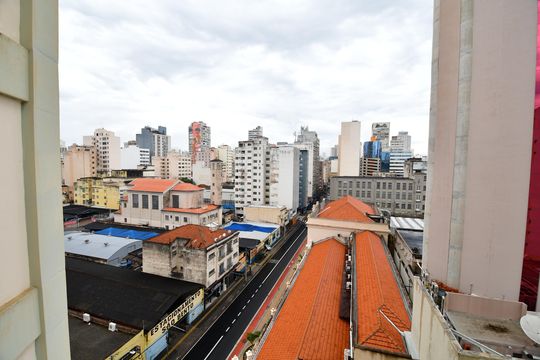 Sala - Vista de apartamento para alugar com 1 quarto, 57m² em Vila Itapura, Campinas