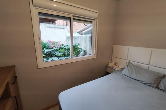 Quarto de casa de condomínio para alugar com 2 quartos, 48m² em Formoza, Alvorada