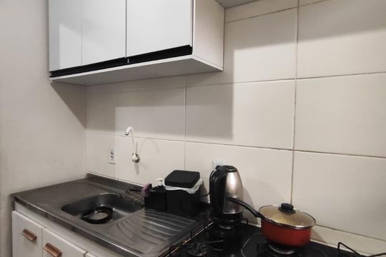 Cozinha de casa de condomínio para alugar com 2 quartos, 48m² em Formoza, Alvorada