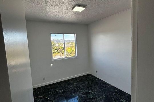 Quarto 2 de apartamento para alugar com 2 quartos, 49m² em Restinga, Porto Alegre