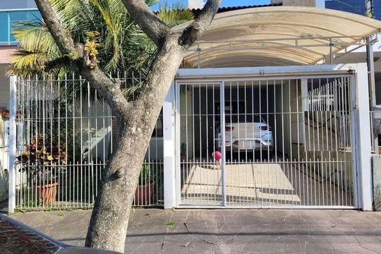 Casa para alugar com 3 quartos, 116m² em Hípica, Porto Alegre