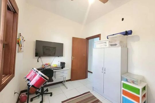 Quarto 2 de casa para alugar com 3 quartos, 116m² em Hípica, Porto Alegre
