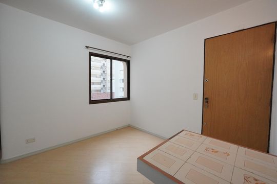 Sala de apartamento para alugar com 1 quarto, 42m² em Paraíso, São Paulo