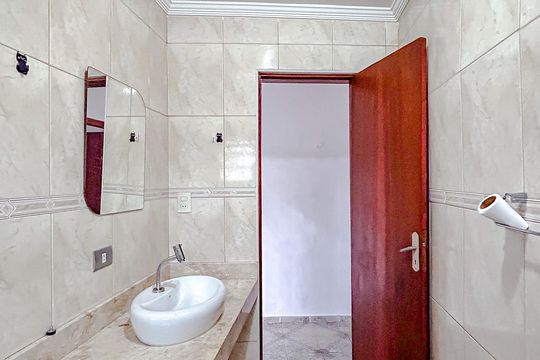 Banheiro de casa para alugar com 1 quarto, 50m² em Vila Matilde, São Paulo