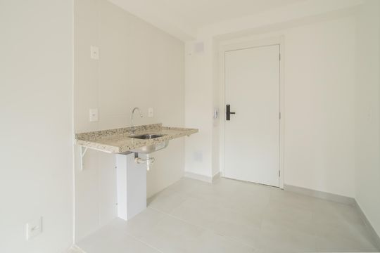Cozinha de apartamento à venda com 1 quarto, 30m² em Chácara Inglesa, São Paulo