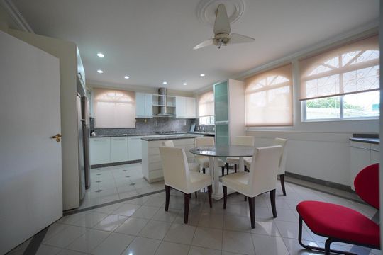 Cozinha de casa para alugar com 5 quartos, 350m² em Jardim Atlântico, Florianópolis