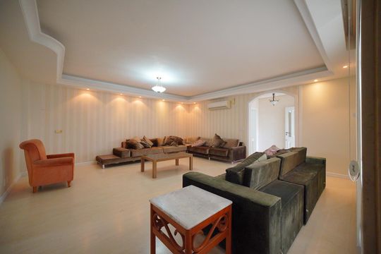 Sala de casa para alugar com 5 quartos, 350m² em Jardim Atlântico, Florianópolis