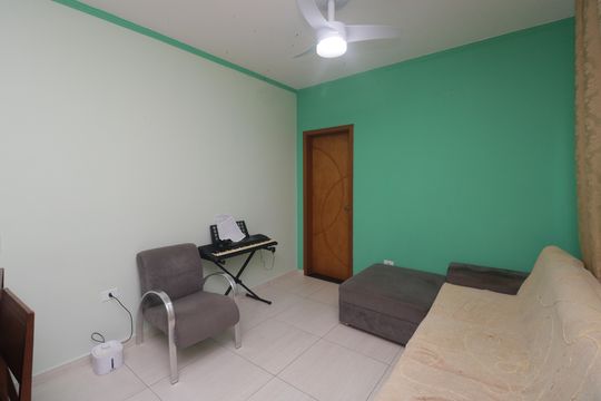 Casa à venda com 3 quartos, 116m² em Parque Novo Oratório, Santo André