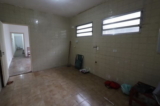 Cozinha de casa para alugar com 2 quartos, 80m² em Jardim Belaura, Osasco