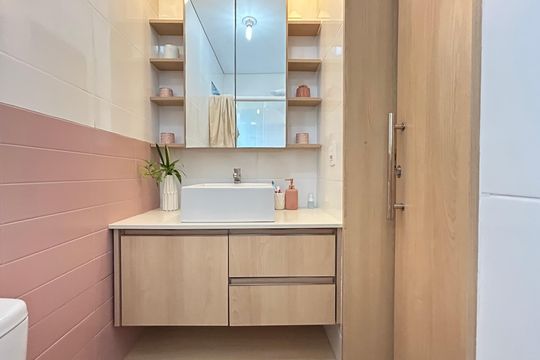 Banheiro de apartamento para alugar com 1 quarto, 37m² em Campeche Leste, Florianópolis