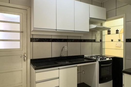 Cozinha de apartamento para alugar com 3 quartos, 73m² em Centro Histórico, Porto Alegre