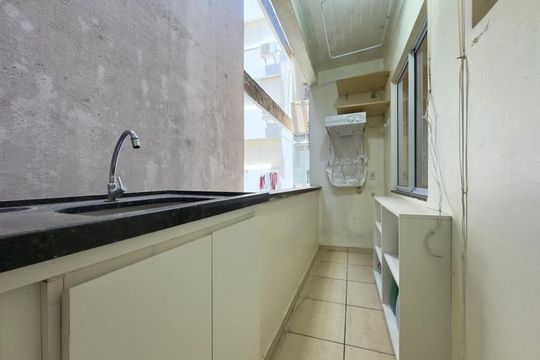 Área de serviço de apartamento para alugar com 3 quartos, 73m² em Centro Histórico, Porto Alegre