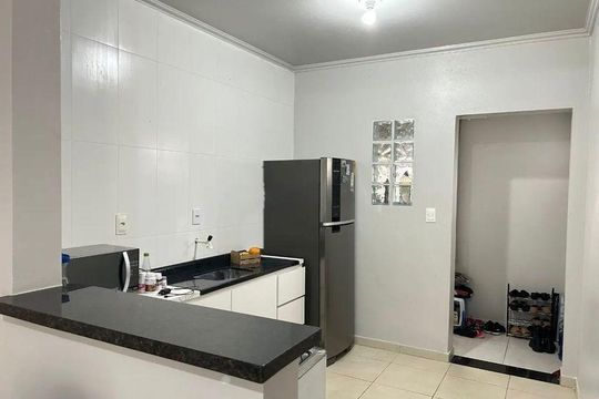 Cozinha de apartamento para alugar com 2 quartos, 49m² em Rubem Berta, Porto Alegre