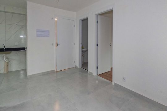 Apartamento para alugar com 2 quartos, 33m² em Parque Pan Americano, São Paulo