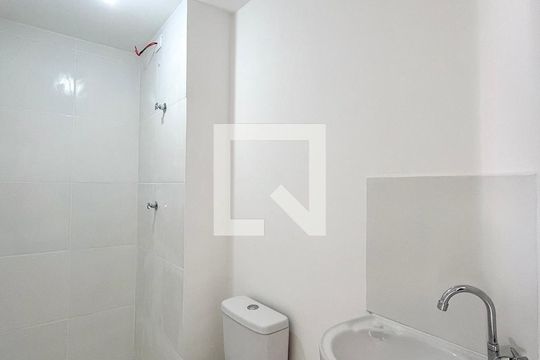 Banheiro de apartamento para alugar com 2 quartos, 29m² em Vila Dom Pedro I, São Paulo