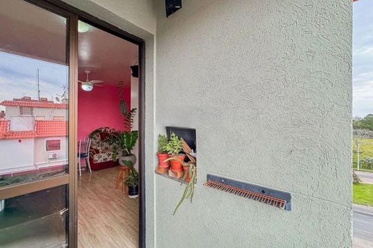 Varanda de apartamento para alugar com 2 quartos, 49m² em Sarandi, Porto Alegre