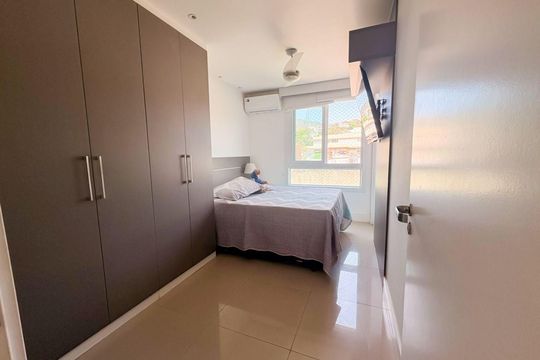 Apartamento à venda com 3 quartos, 84m² em Pendotiba, Niterói