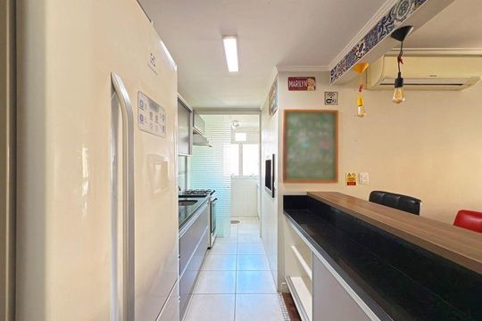 Cozinha de apartamento para alugar com 1 quarto, 74m² em Cristal, Porto Alegre