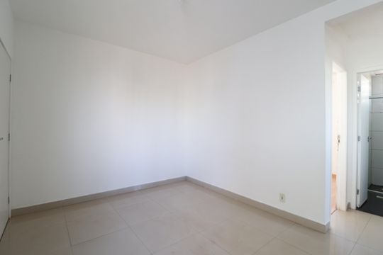 Sala de apartamento para alugar com 2 quartos, 47m² em Gávea, Uberlândia