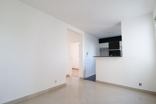 Sala de apartamento para alugar com 2 quartos, 47m² em Gávea, Uberlândia