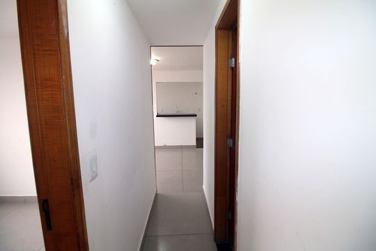 Sala - Corredor de apartamento para alugar com 2 quartos, 65m² em Ramos, Rio de Janeiro