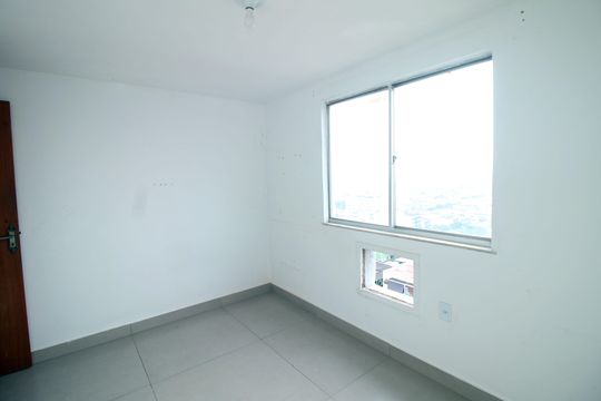 Quarto 1 de apartamento para alugar com 2 quartos, 65m² em Ramos, Rio de Janeiro