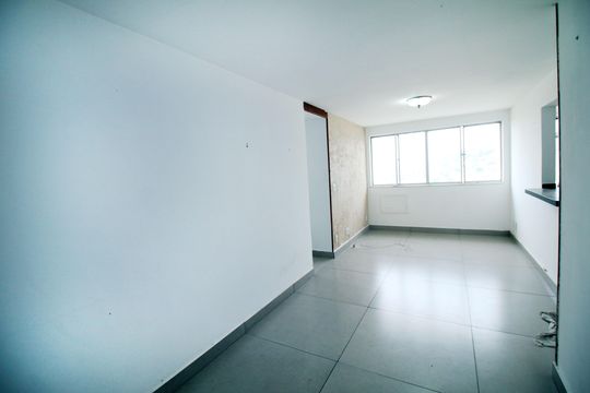 Sala de apartamento para alugar com 2 quartos, 65m² em Ramos, Rio de Janeiro