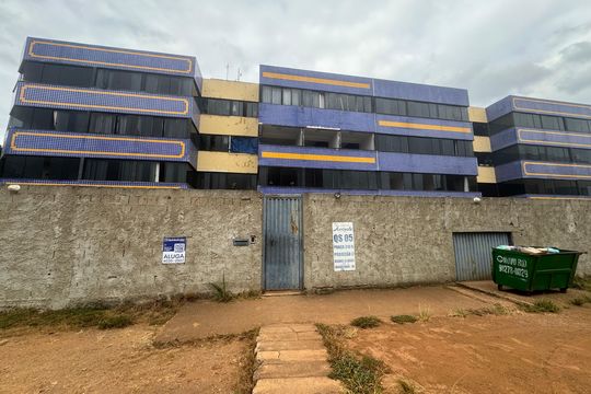 Fachada longe de apartamento à venda com 2 quartos, 98m² em Taguatinga, Brasília