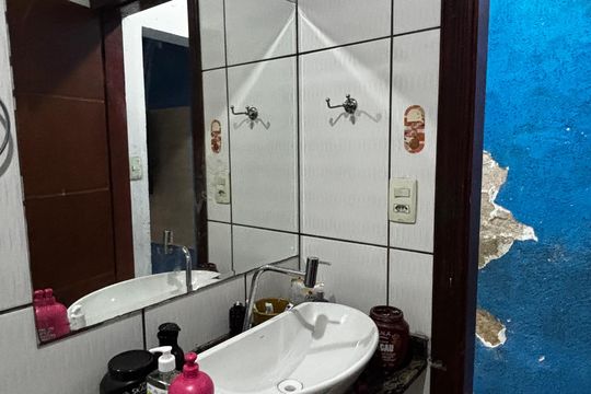 Banheiro de casa para alugar com 2 quartos, 65m² em Cata Preta, Santo André