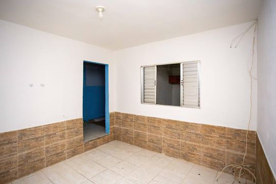 Casa à venda com 2 quartos, 30m² em Canhema, São Bernardo do Campo