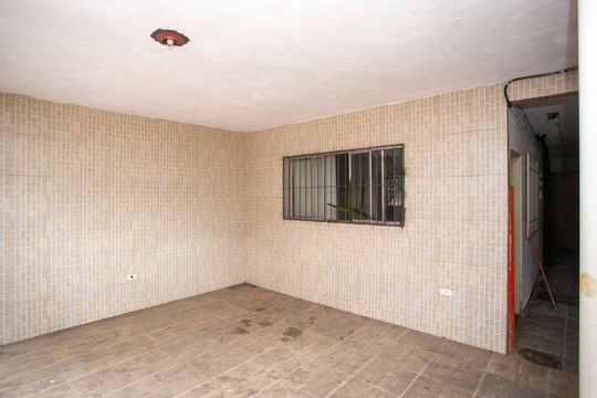 Garagem de casa à venda com 2 quartos, 30m² em Canhema, São Bernardo do Campo