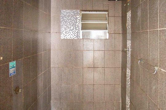 Banheiro de casa à venda com 2 quartos, 30m² em Canhema, São Bernardo do Campo