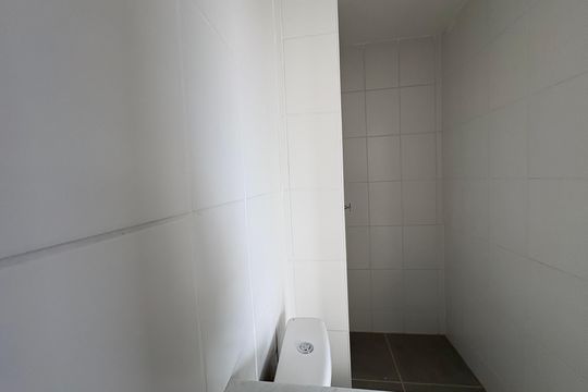 Banheiro de apartamento para alugar com 2 quartos, 62m² em Parque Amazonia, Goiânia