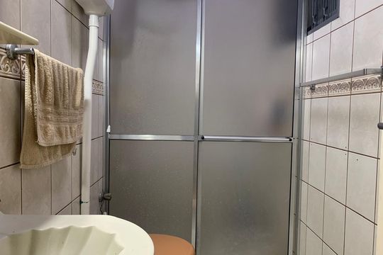 Banheiro de casa à venda com 2 quartos, 150m² em Feitoria, São Leopoldo