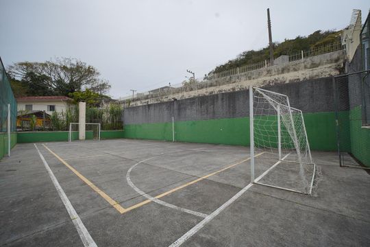 Quadra Esportiva de apartamento para alugar com 3 quartos, 72m² em Saco dos Limões, Florianópolis