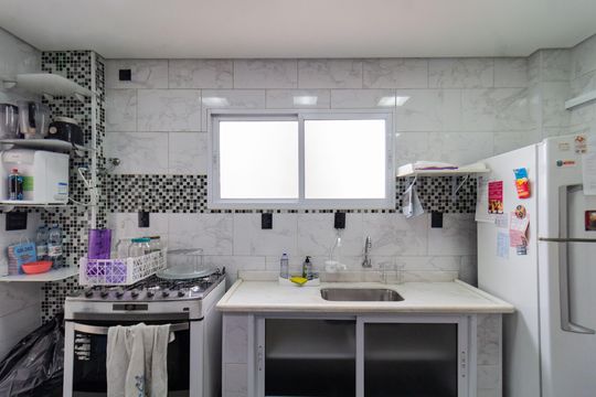 Cozinha de apartamento à venda com 3 quartos, 136m² em Bom Retiro, São Paulo