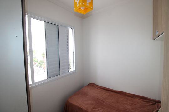Quarto 1 de apartamento à venda com 2 quartos, 45m² em Vila Carmosina, São Paulo