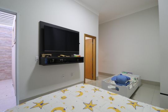 Quarto 2 - Suíte de casa para alugar com 4 quartos, 250m² em Santa Mônica, Uberlândia